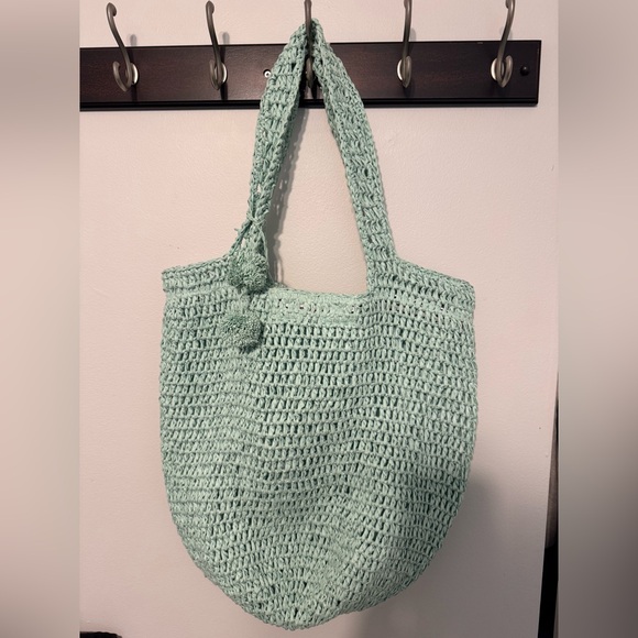 ❤️BTB Los Angeles Chic Seagram Crochet Tote Beach Bag BEAUTY❤️ - Picture 1 of 5